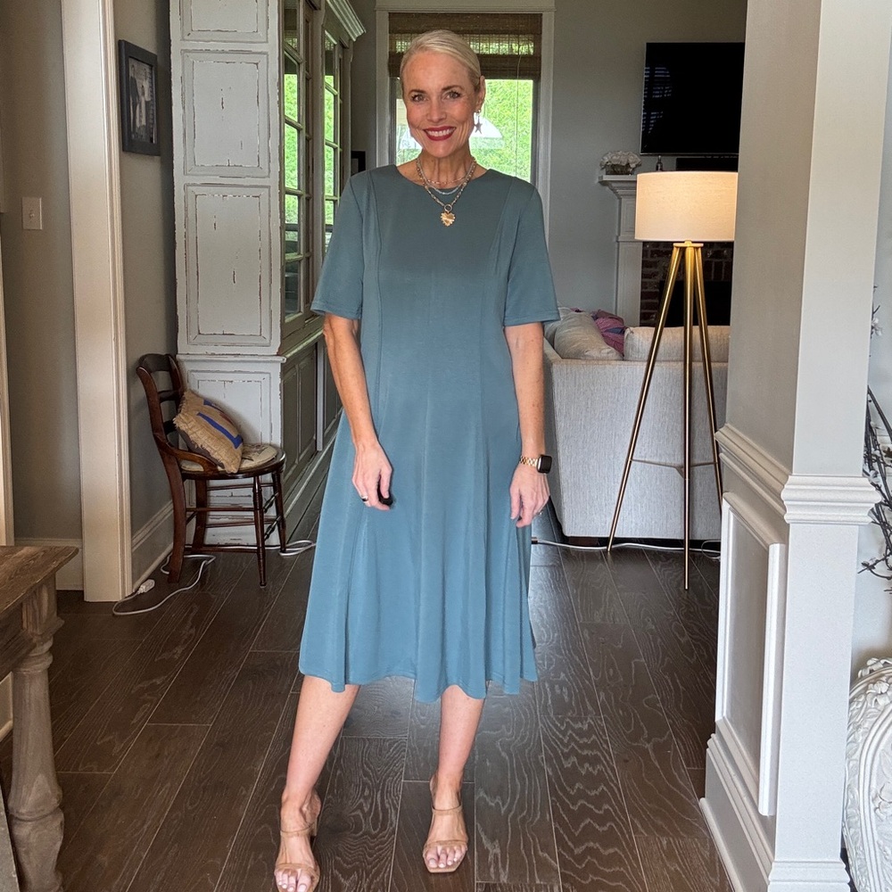 Elegant Teal Midi Dress